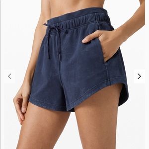 Lululemon Inner Glow HR Short 3” Wash